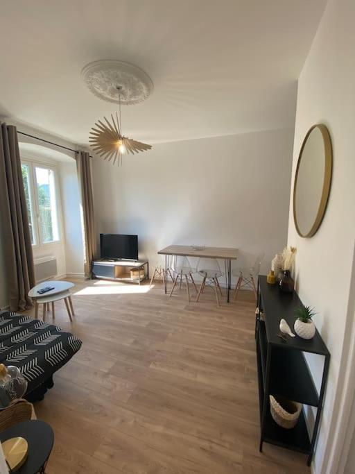 Corte Magnifique T2 45M2 Neuf 5 Personnes Place St Marcel Hyper Centre Wifi Lave Linge Tv Luaran gambar